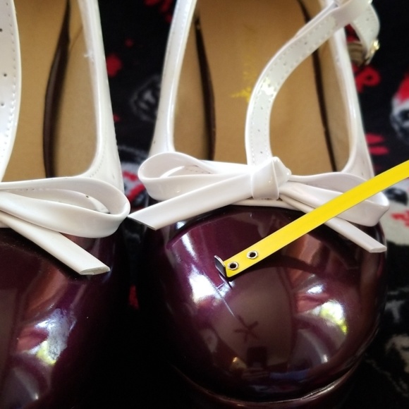 Retro Burgundy heels - Picture 6 of 8
